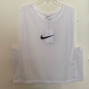 Nike Dri-FIT Breathable, sweat-wicking mesh helps keep you dry and cool